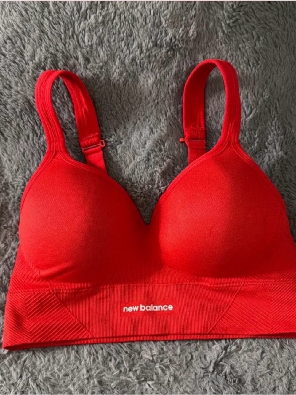 New Balance Women's Red Padded Wireless Sports Bra